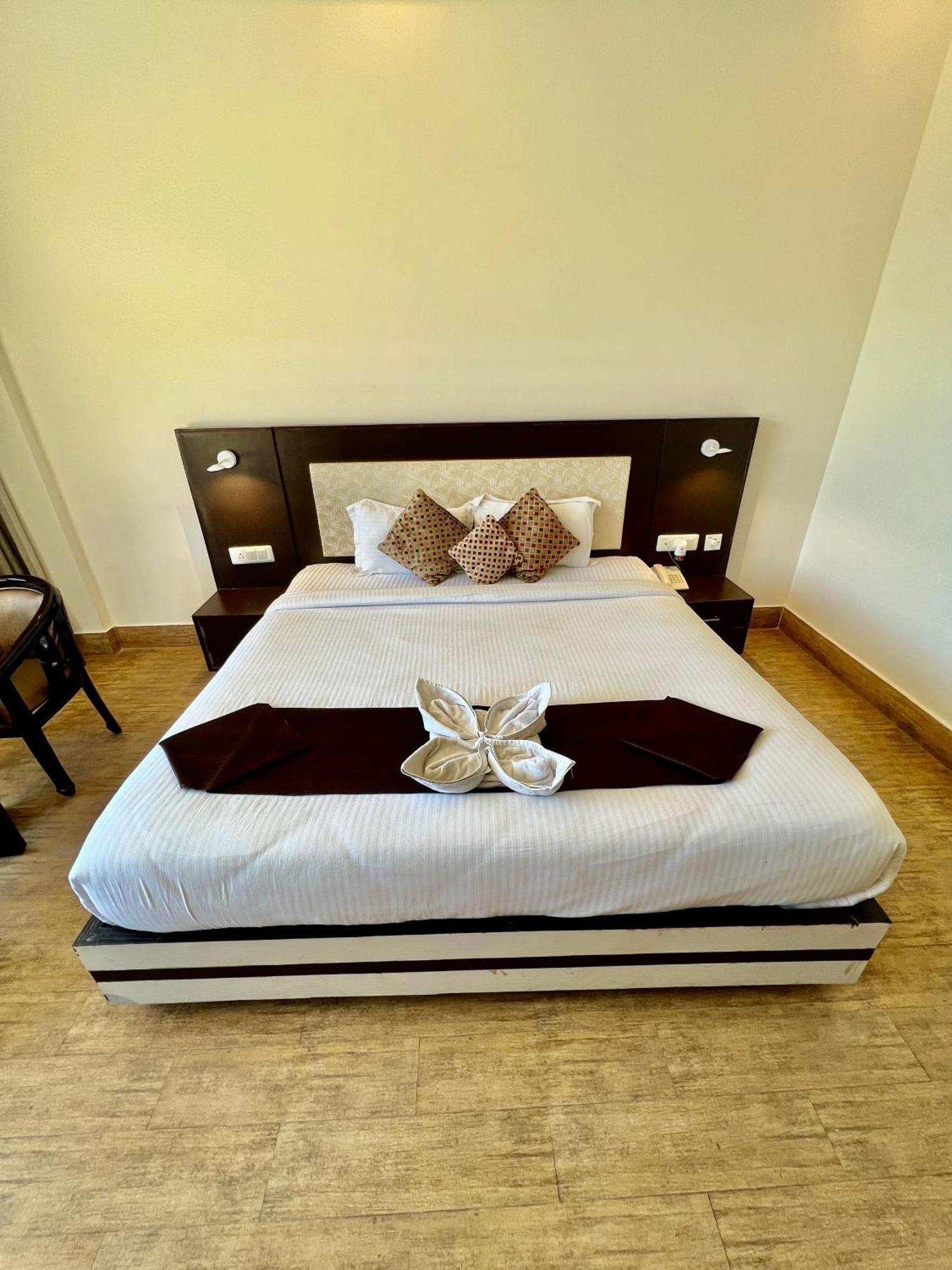 Sea Hawk - Luxury Hill Resort 4 Mins From Bhimtal Lake Экстерьер фото