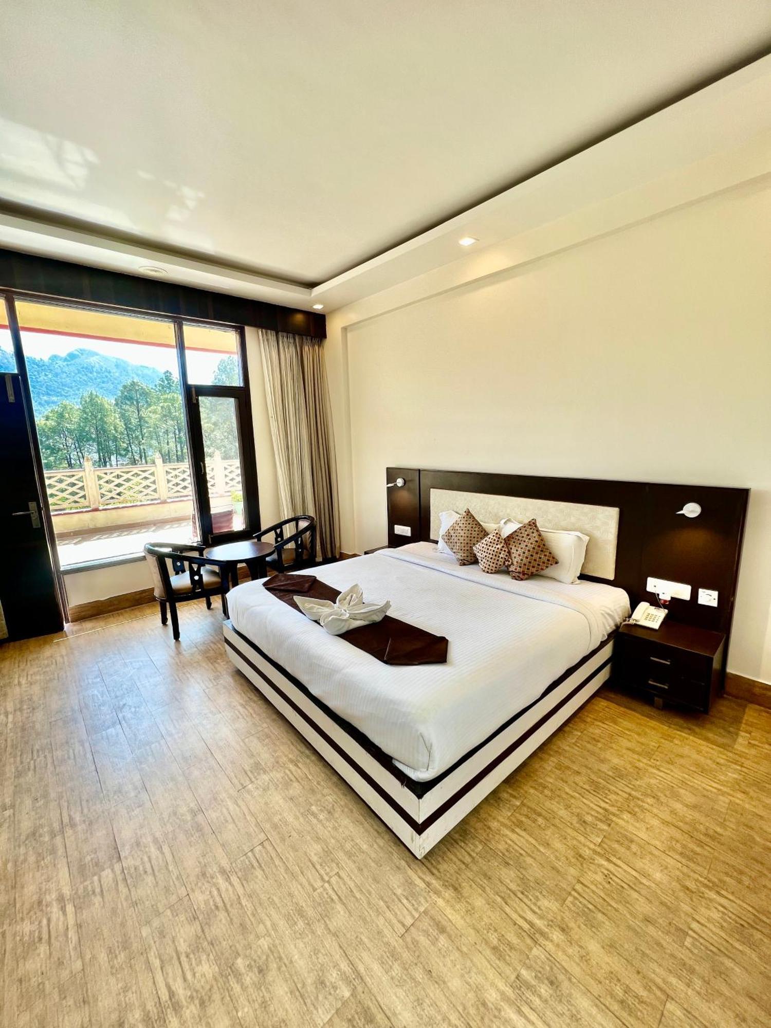Sea Hawk - Luxury Hill Resort 4 Mins From Bhimtal Lake Экстерьер фото