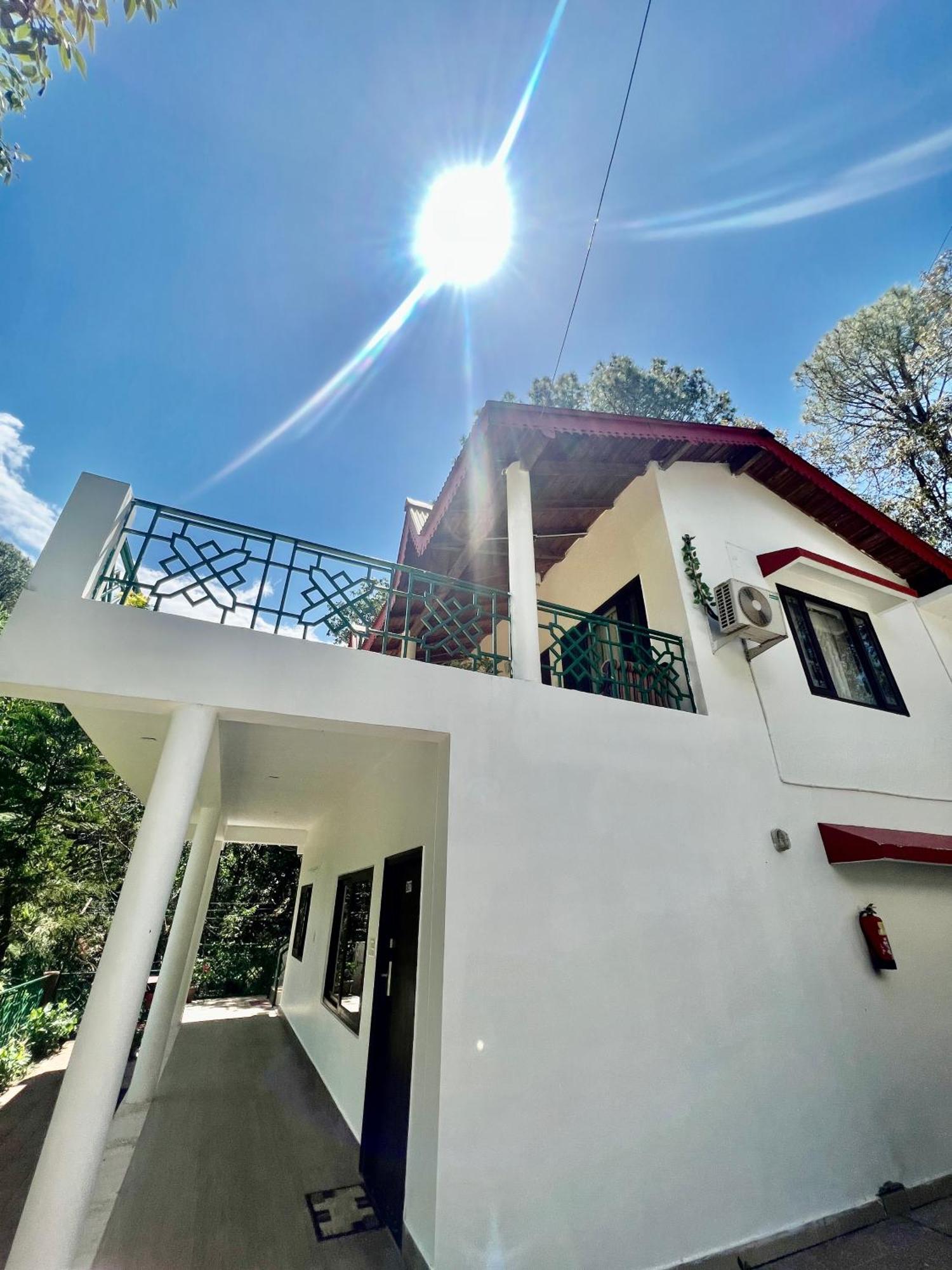 Sea Hawk - Luxury Hill Resort 4 Mins From Bhimtal Lake Экстерьер фото